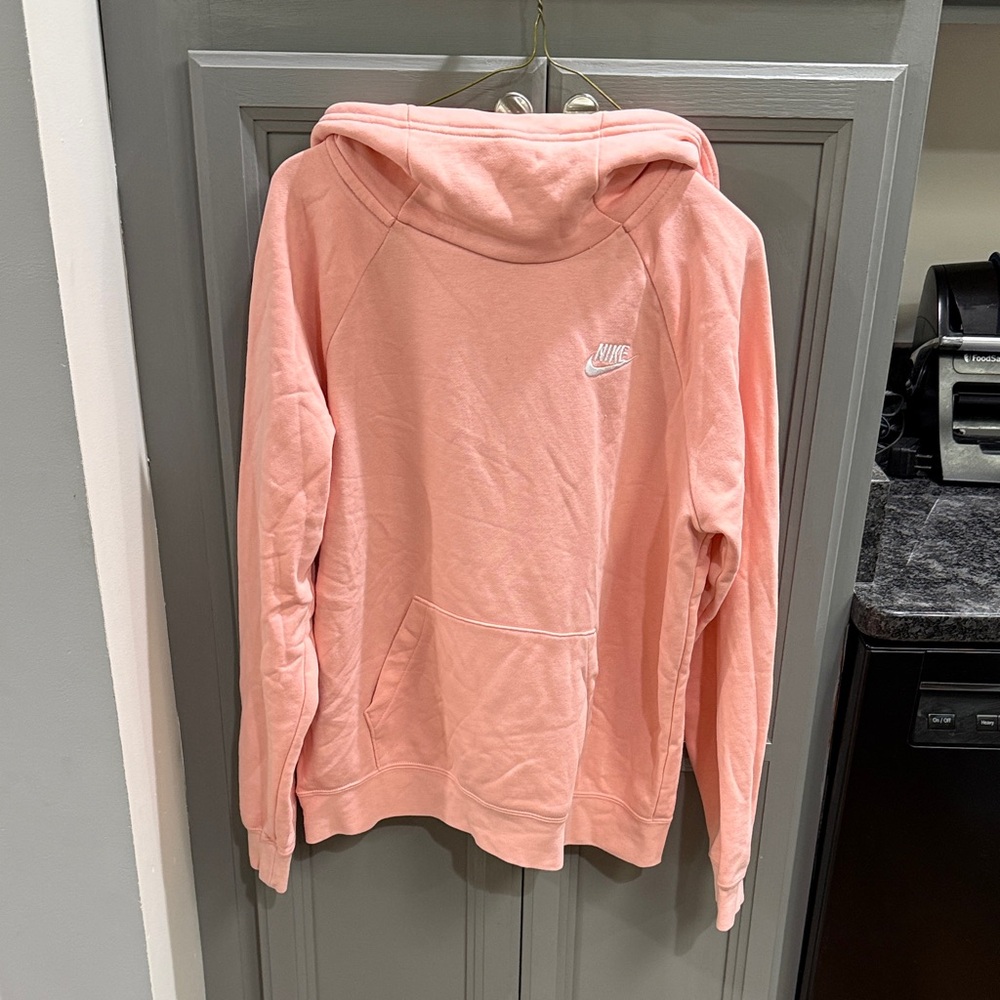 Nike Women's Light Pink/Peach Pullover Hoodie